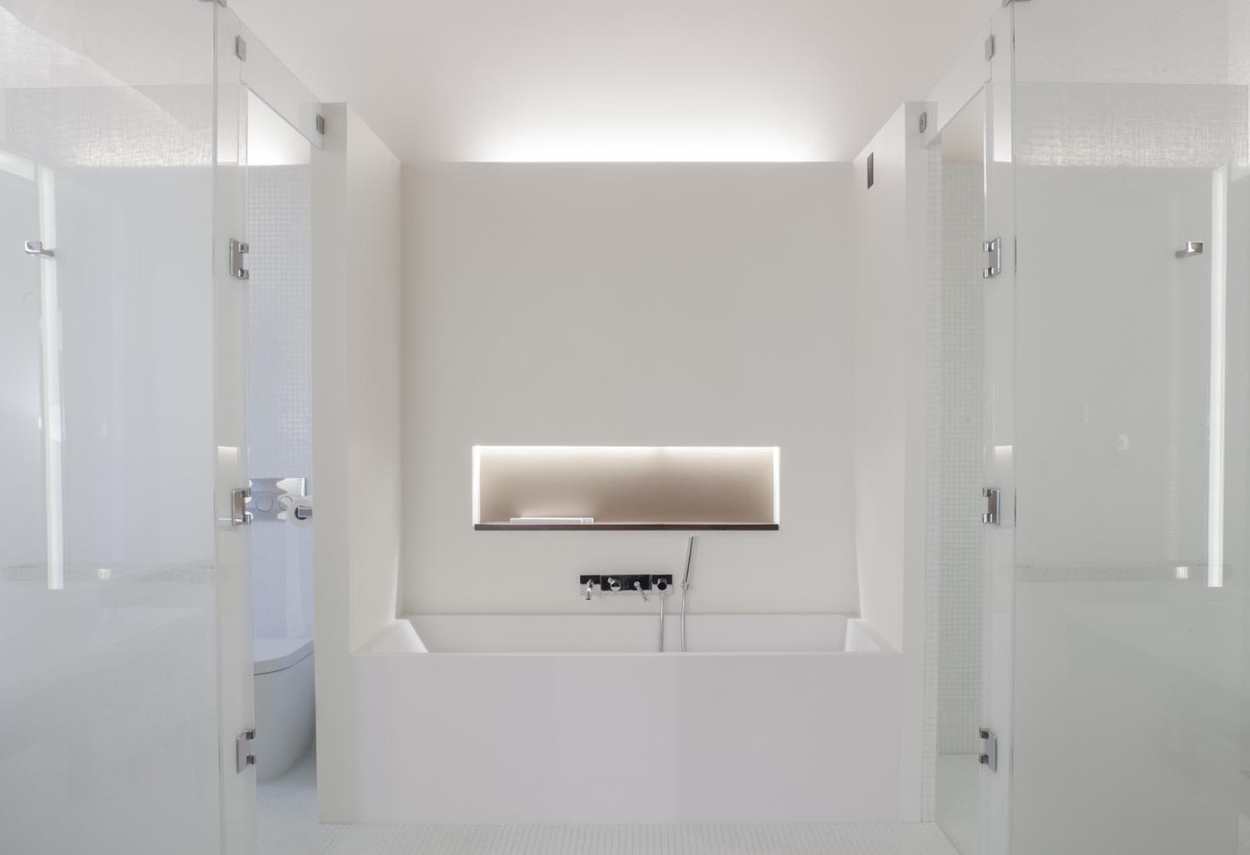 Venezia Papadopoli Palace Aman Resorts bathroom light detail - architectural outdoor lighting